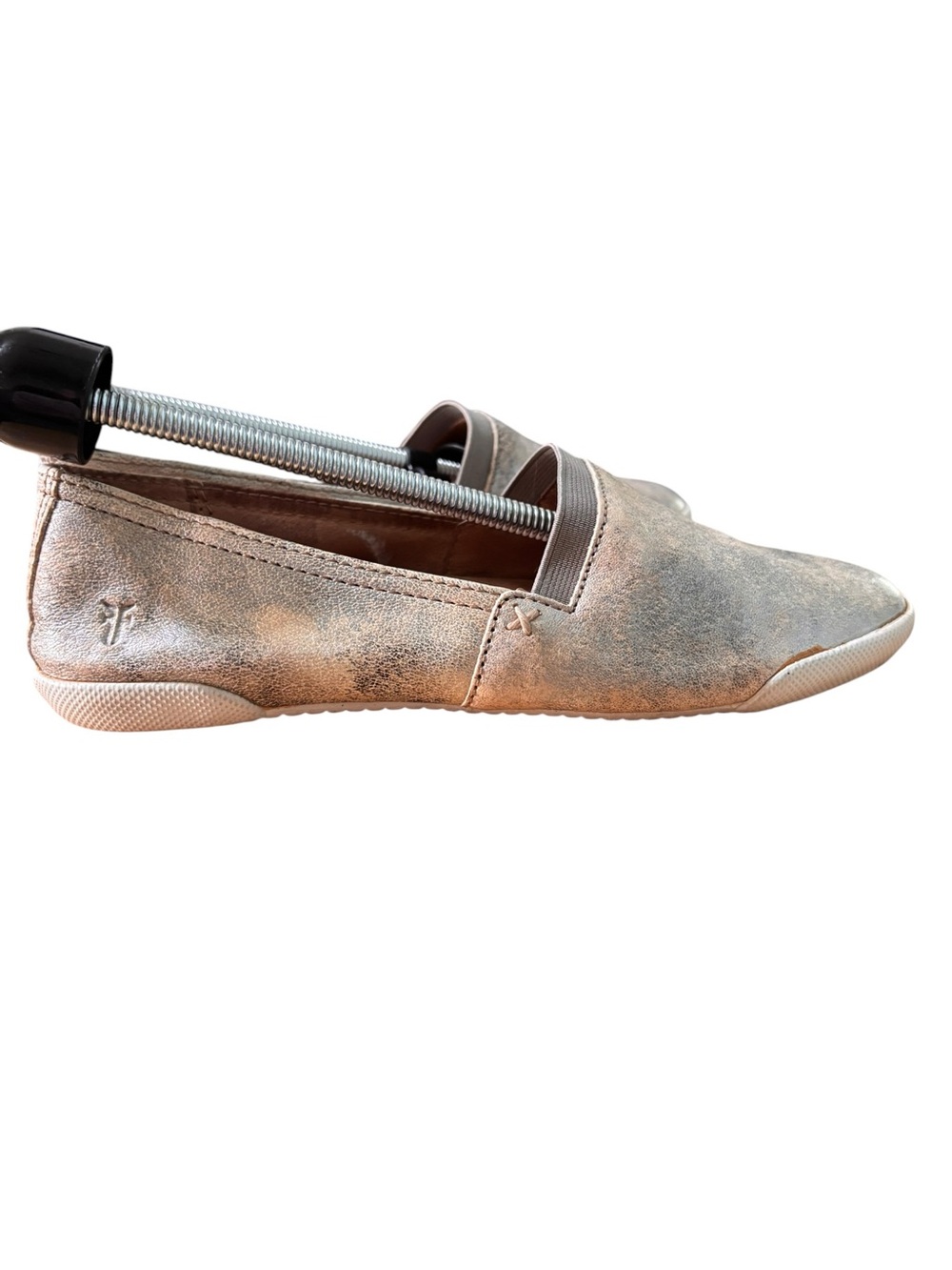 Frye Melanie Slip-On Flats – Sz 7M
in Champagne Gold - Picture 4 of 11